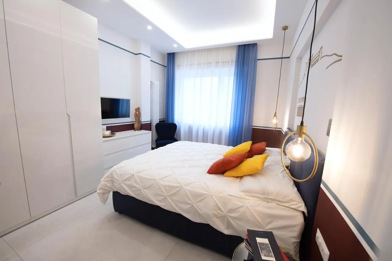 Napoli City Center - Appartamenti e Camere 0*,